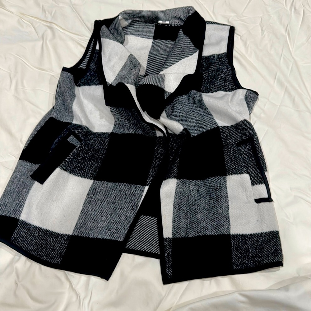 Black and white vest like country style sweater